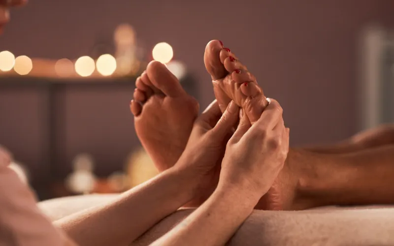 Foot reflexology and lower leg massage service in Chennai